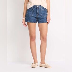 INDIGO SIX
Mini Patch Pocket Denim Short